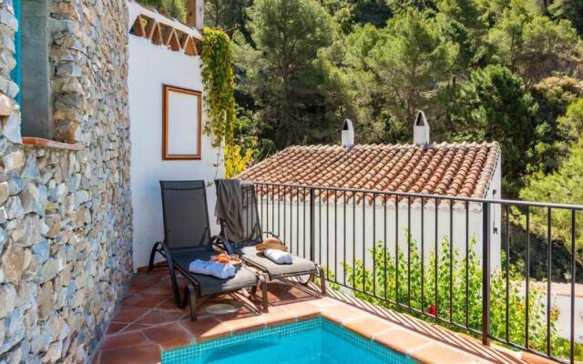 Casa Alhama Frigiliana by Ruralidays