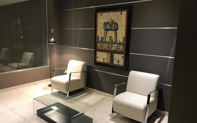 9 de Julio Park Suites