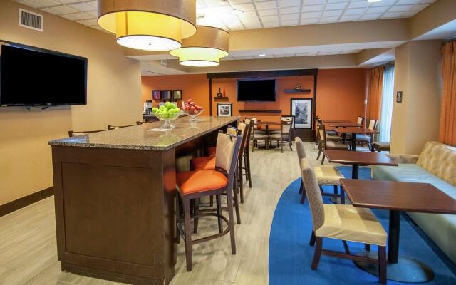 Hampton Inn Metairie