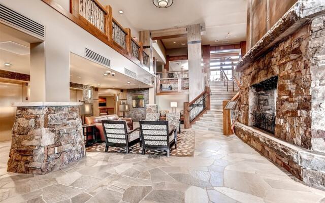 Luxury 1 Bedroom Ski in, Ski out One Ski Hill Residence Located at the Base of Peak 8 with Bowling Alley Onsite