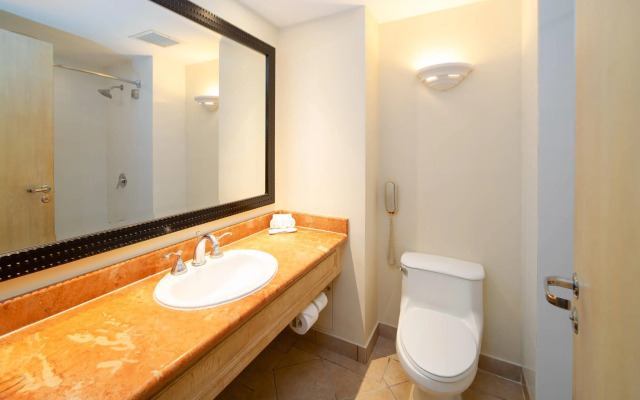 Quality Hotel Real Aeropuerto