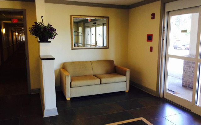 Studio 6 Opelika/Auburn