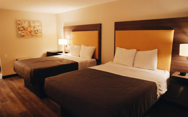 All Seasons Inn & Suites