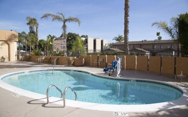 Consulate Hotel Airport/Sea World San Diego Area