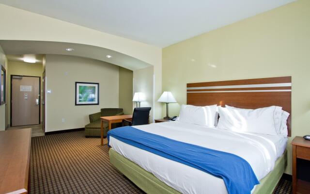 Holiday Inn Express Hotel & Suites Denver East-Peoria Street by IHG