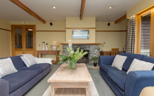 Release Wanaka - Bullock Creek Chalet