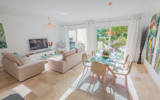 Apartment the Family Golf Getaway