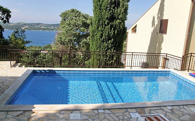Apartment Lucic Tavernes 17026