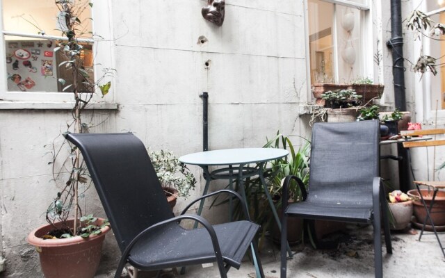 Charming Large Bloomsbury Apartment