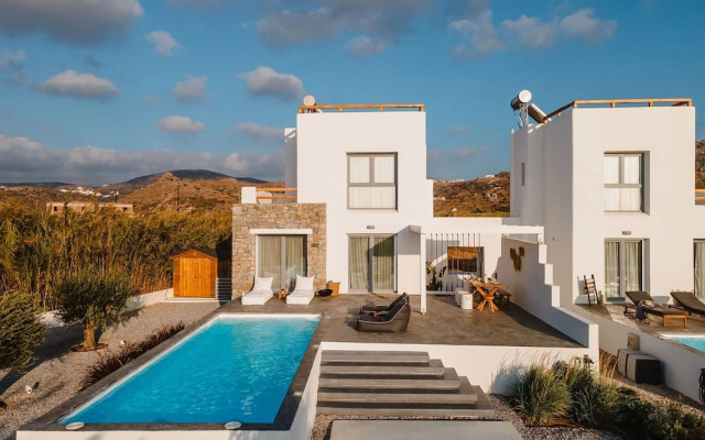 Villa Ama Plaka With 3 Bedrooms and 3 Bathrooms