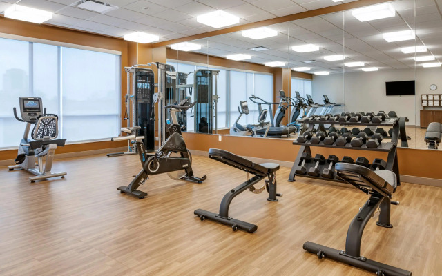 Cambria Hotel Louisville Downtown-Whiskey Row