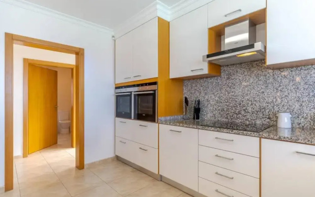 Villa Eldomar 61 in Estreito da Calheta