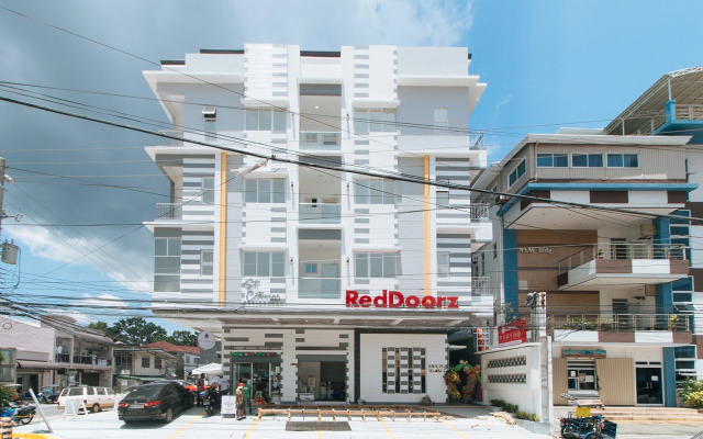 RedDoorz @ St. Catherine Residences Olongapo City