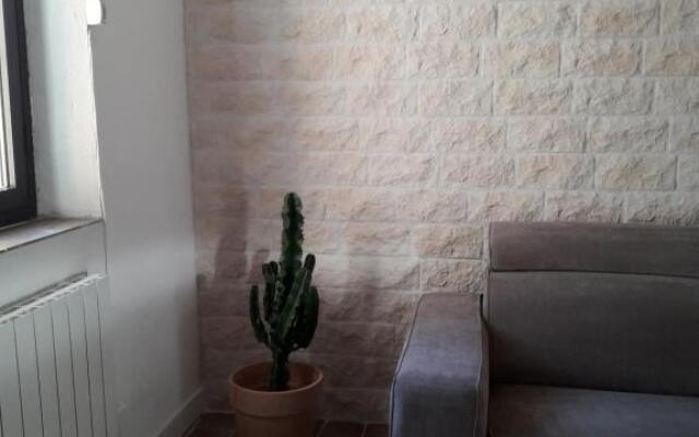 studio idéalement placé, calanques et centre ville