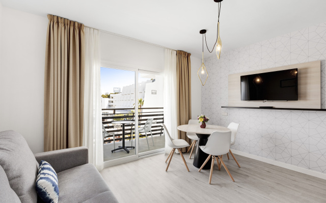 Palmanova Suites by TRH