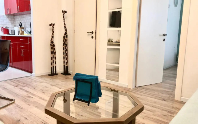 2 Bedrooms Apartment " Marcheliz " in Bat-yam