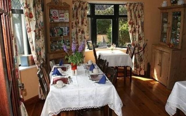 Woodview Lodge B&B
