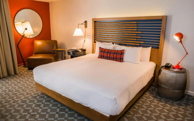 Chaminade Resort & Spa