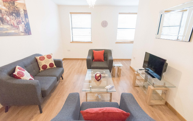 Hamilton Grace Apartments - The Quadrant