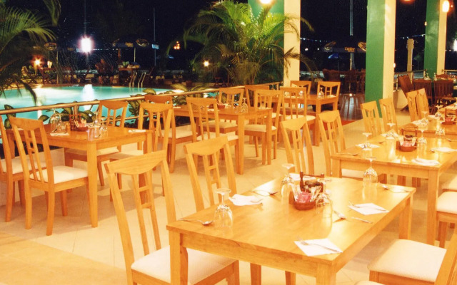 Days Inn Resort by Wyndham Lumut Marina Cove