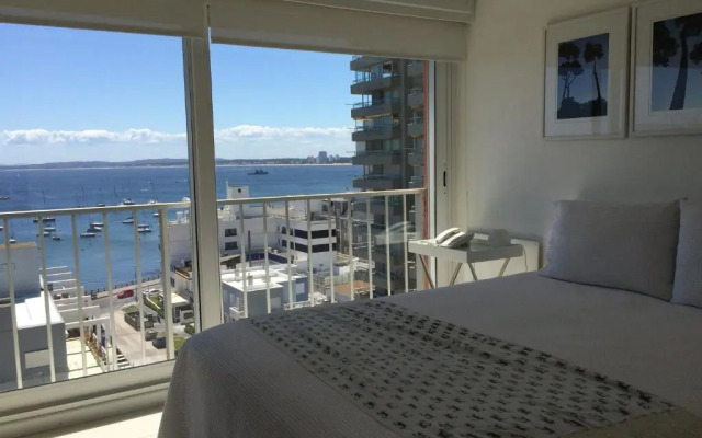 Apartamento en Edificio Kennedy