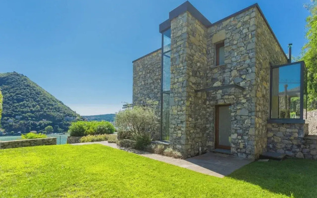 Villa Infinity by Rent all Como