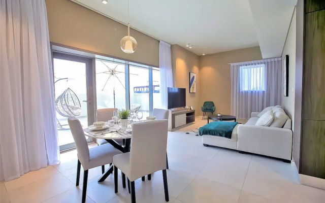 Amazing 1bedroom With Balcony at Park View Dubai