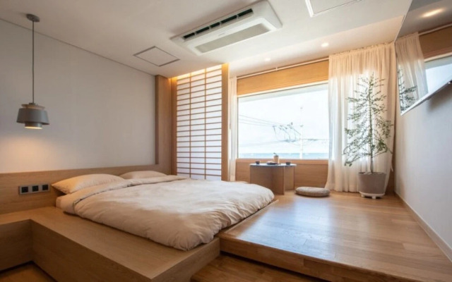 Yangyang Sosohaniyagi Pension