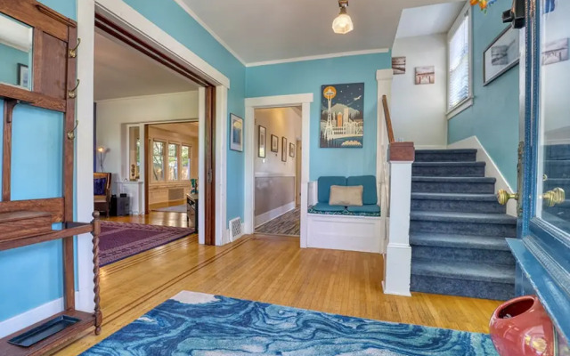 Walker’s Delight on Queen Anne