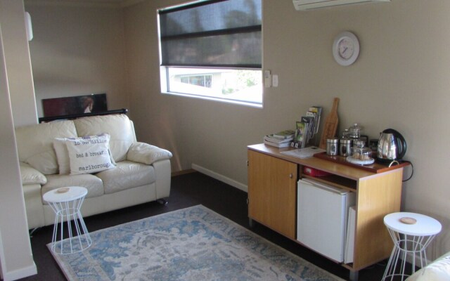 15 On Dillon Bed & Breakfast