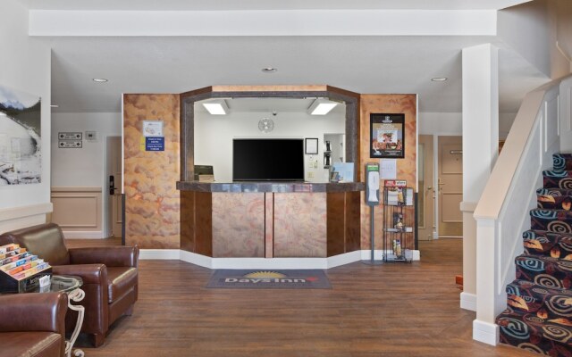 Northwinds By Basecamp in Canmore, Canada from 208$, photos, reviews - zenhotels.com