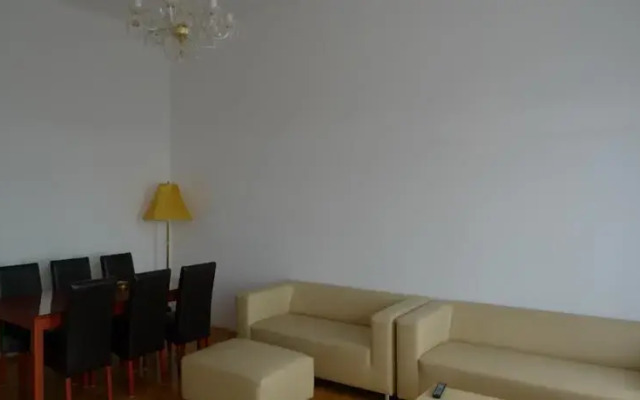 Iris Residence