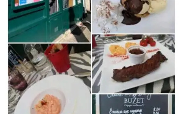 Chambre avec jacuzzi dans hangar insolite