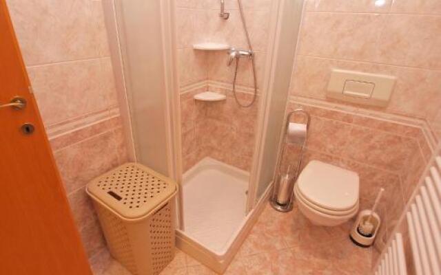 Apartment Kapelica 870