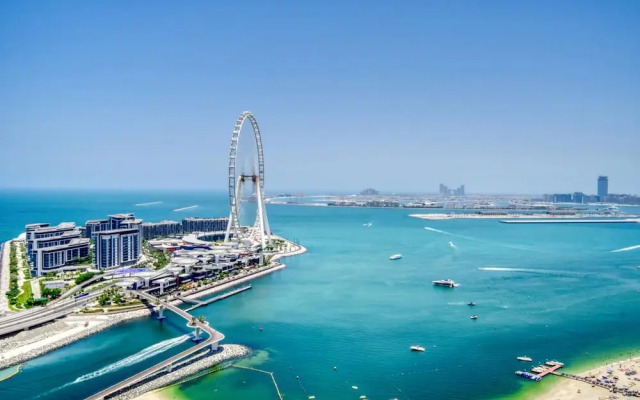 Serene Beachfront Ain Dubai View at Address JBR