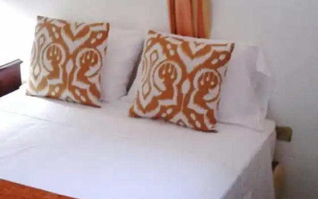 Class Colonial Aparta Hotel