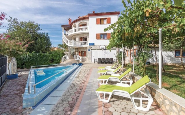 Nice Home in Pula With Wifi and 8 Bedrooms
