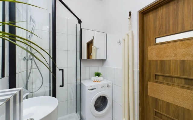 Studio Warsaw City Center by Renters