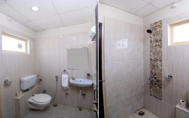 Hotel R B International