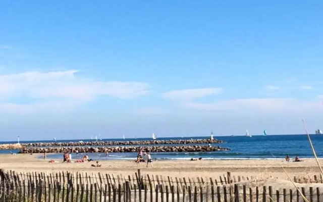 Appartement Sète, 2 Pièces, 4 Personnes - Fr-1-338-10