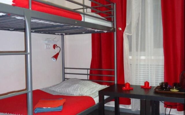 Hostel na Vologodskoi (former Teremok)