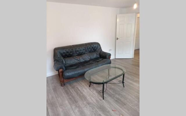 Spacious one bedroom family apartment -non smoker