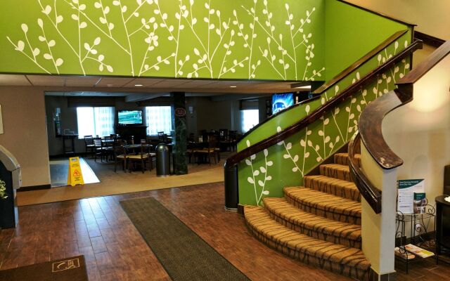 Sleep Inn & Suites Oregon - Toledo