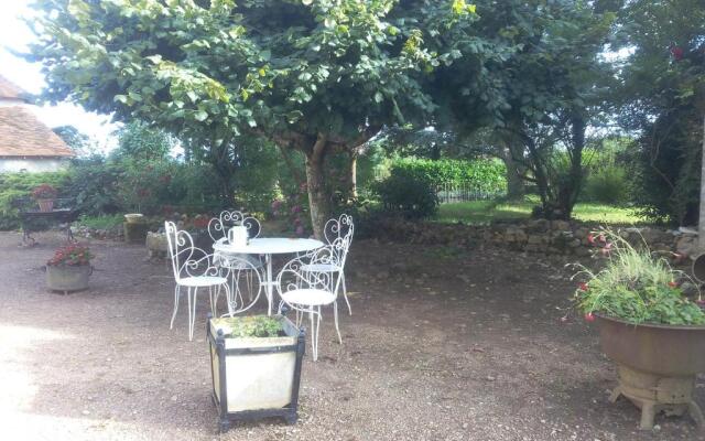 Propriete Familiale Merle Proche Paray Le Monial