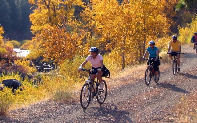 Surestay Plus Hotel by Best Western Susanville