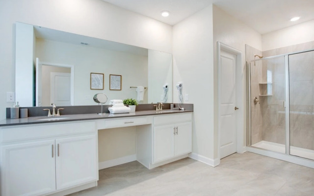 Bookmark Villa Storey Lake 1