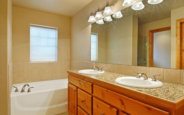 Fox Point at Redstone