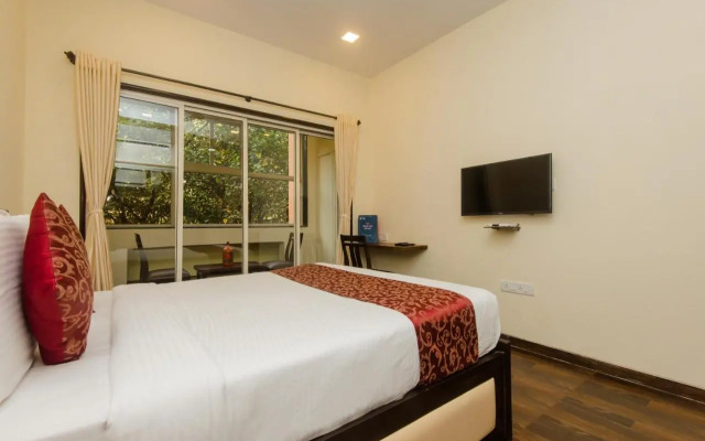 OYO 599 Divine Residency