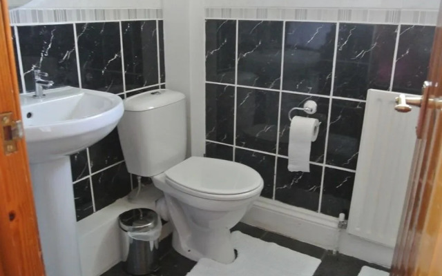 Old Castle Farm Guest House