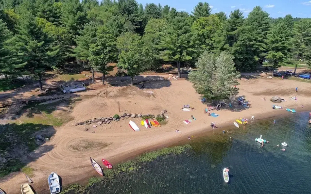 Bonnie Lake Resort